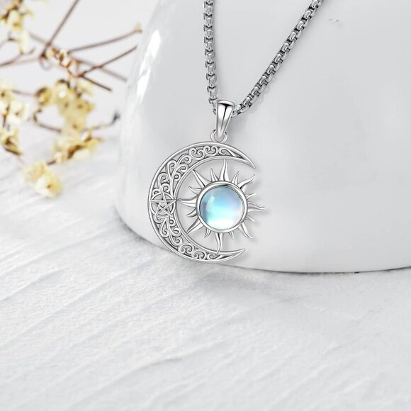 Pentagram Necklace Sterling Silver Triple Moon Goddess/Celtic Knot Witches Knot/ - Picture 2 of 9